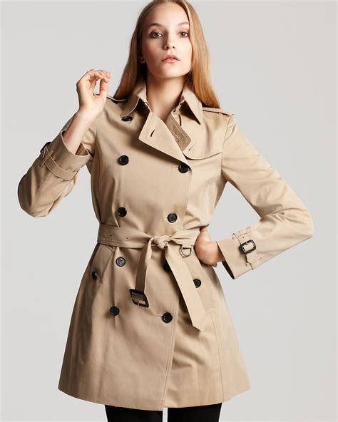 burberry lightweight trench coat|Burberry trench coat outlet.